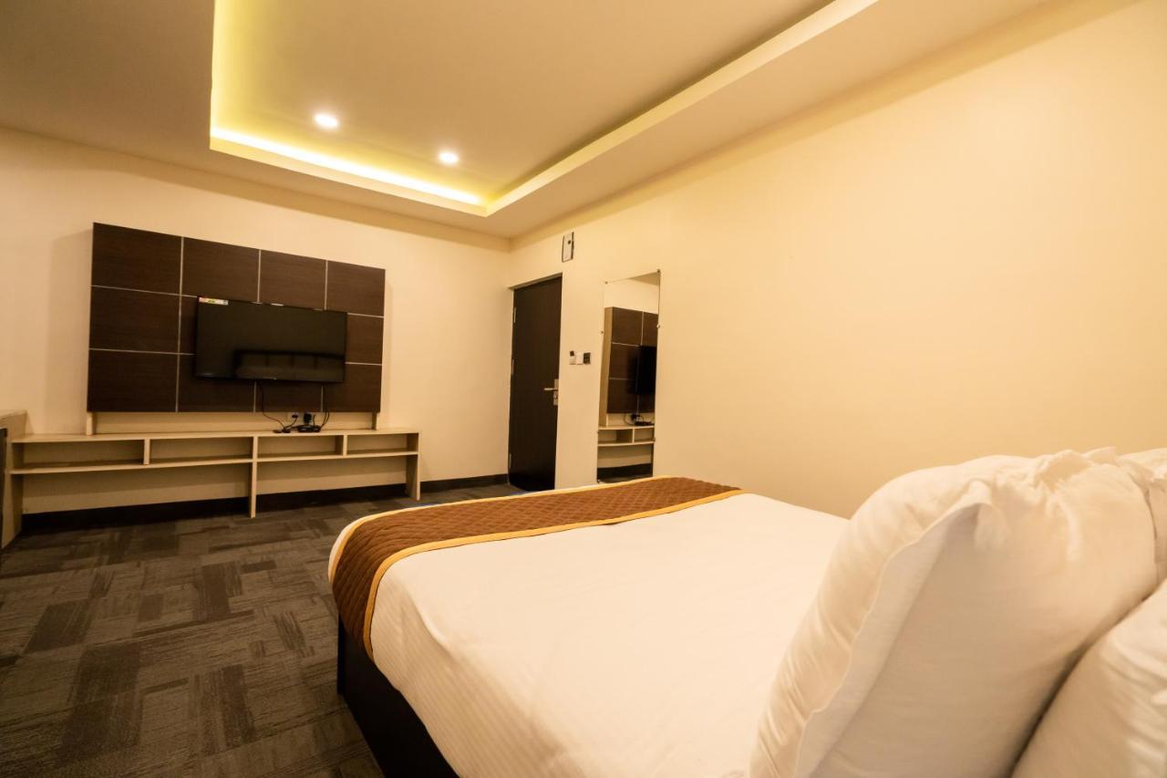 Royale Lalawi Hotel ไอซอล ภายนอก รูปภาพ