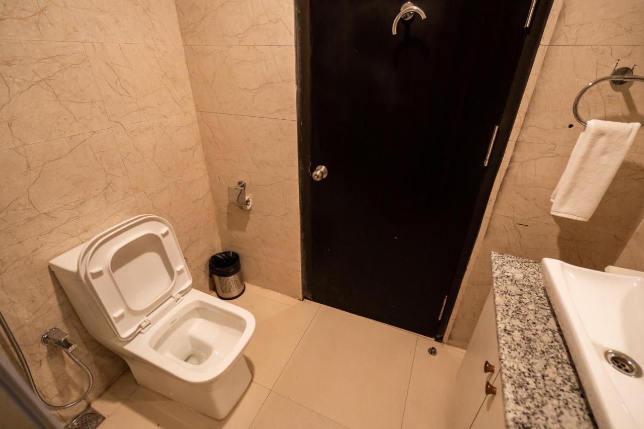 Royale Lalawi Hotel ไอซอล ภายนอก รูปภาพ
