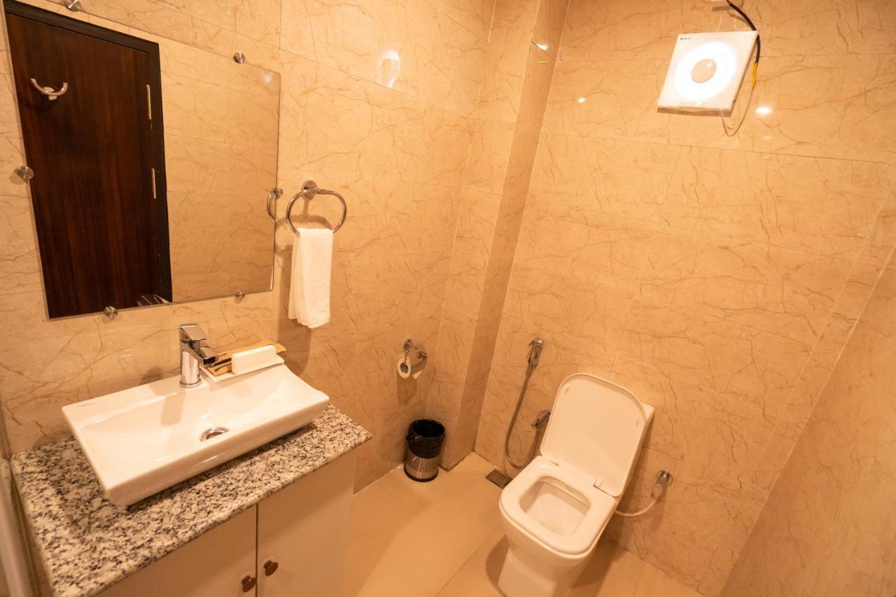 Royale Lalawi Hotel ไอซอล ภายนอก รูปภาพ