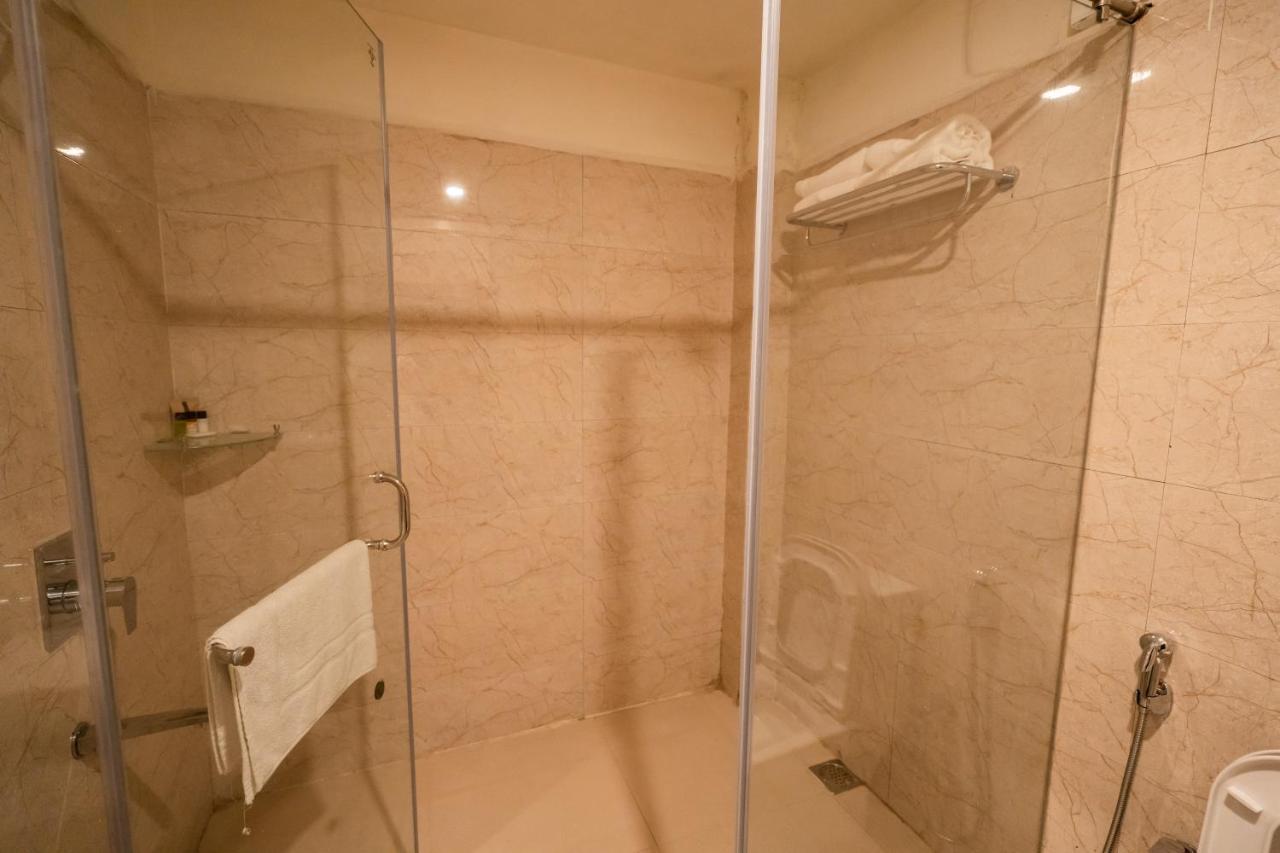 Royale Lalawi Hotel ไอซอล ภายนอก รูปภาพ