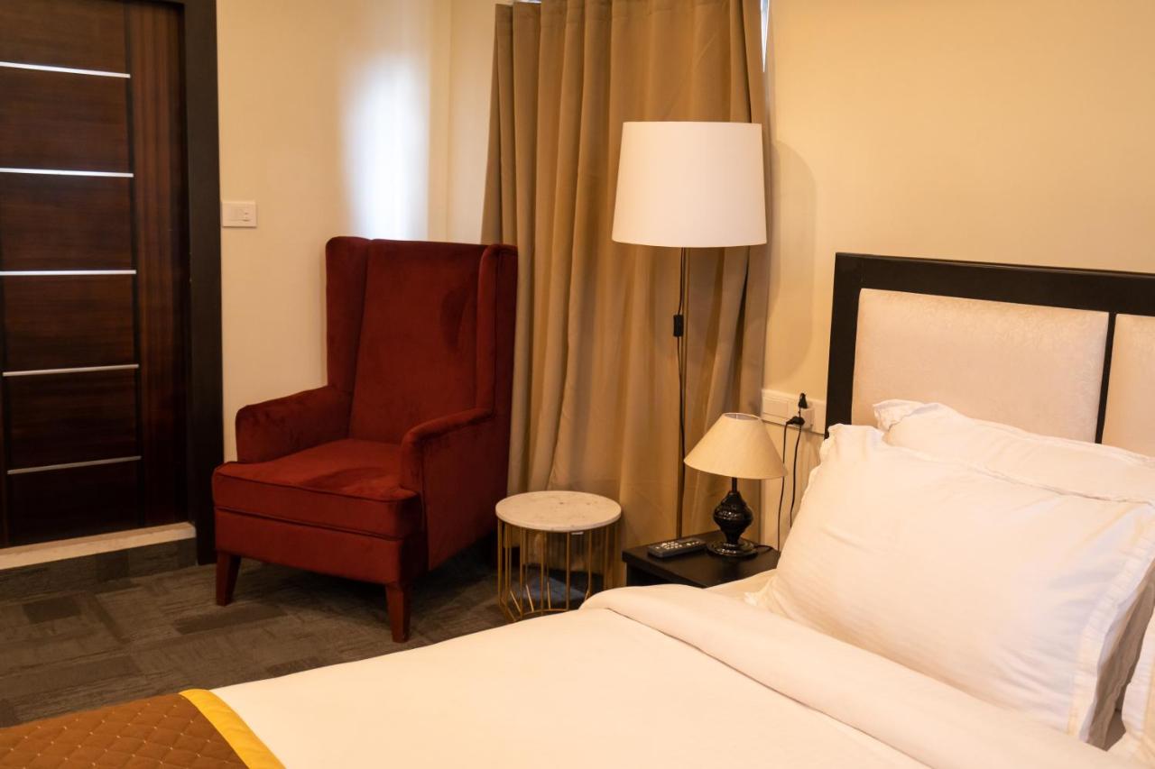 Royale Lalawi Hotel ไอซอล ภายนอก รูปภาพ